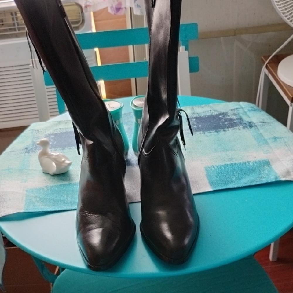 Harley-Davidson Black Heeled Boots Classic Design